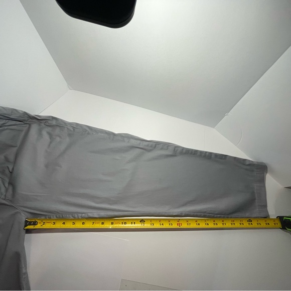 Lululemon Men’s Commission Classic Stretch Pants Gray welt pockets Size 34 x 26 - Picture 8 of 8